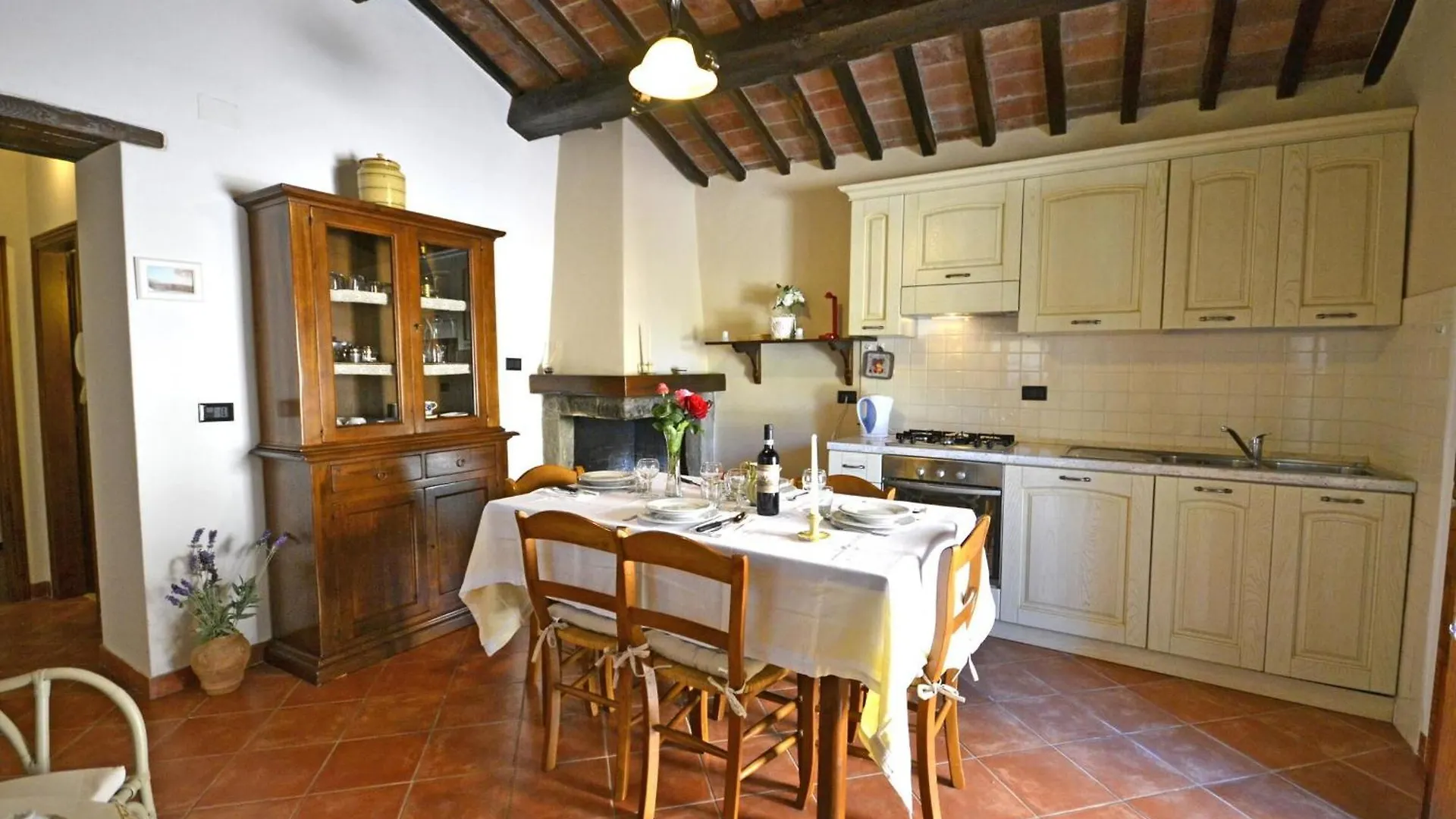Casa I Pini Villa Cortona 0*,