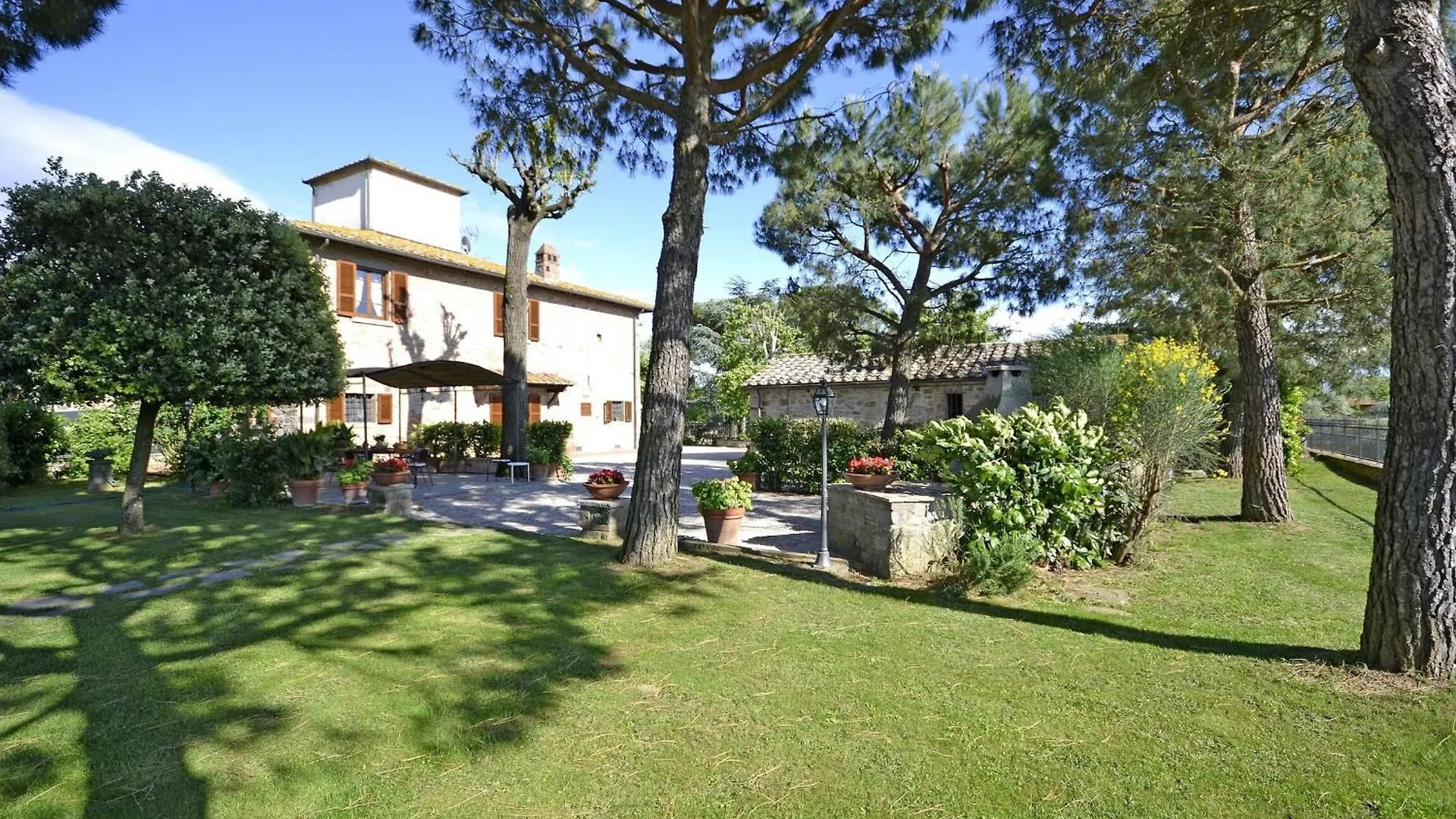 Casa I Pini Villa Cortona 0*,